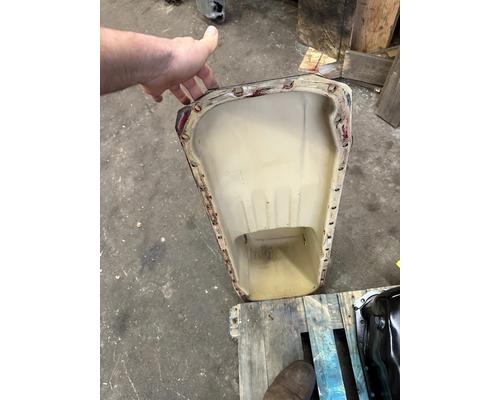 Cummins 9200I Oil Pan