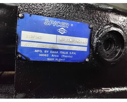 Dana 213/142 Axle Assy, Fr (4WD)