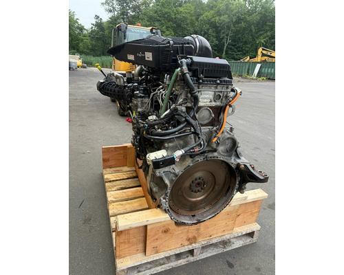 Detroit DD13 Engine Assembly