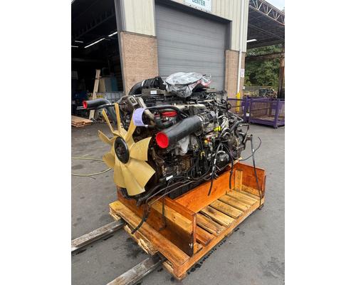 Detroit DD15 Engine Assembly