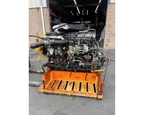 Detroit DD15 Engine Assembly