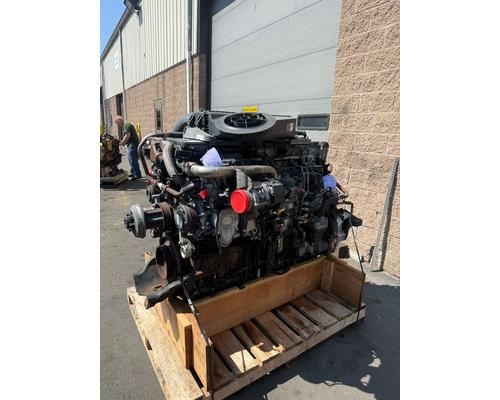 Detroit DD15 Engine Assembly