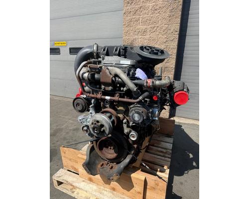 Detroit DD15 Engine Assembly