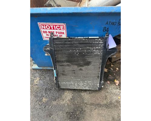 FORD CF7000 Charge Air Cooler (ATAAC)