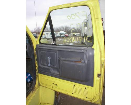 FORD F700 Doors