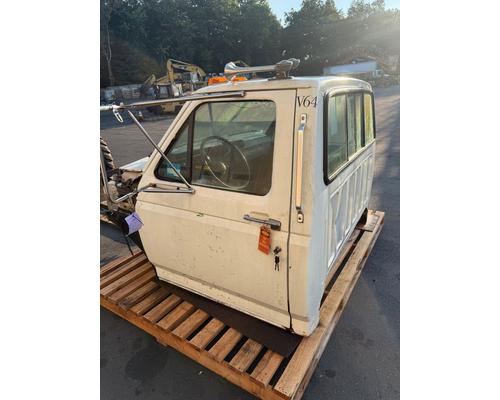 FORD F800 Cab