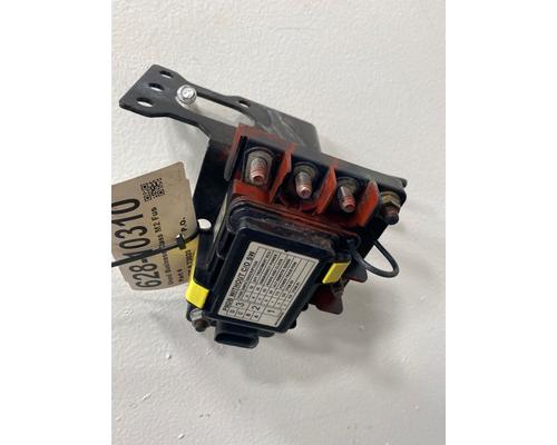 akis cigarette Can anyone tell me exactly what cigarette box design is the one they smoke  in the show? : r/ChainsawMan