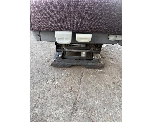 FREIGHTLINER CASCADIA 125 Seat, Front