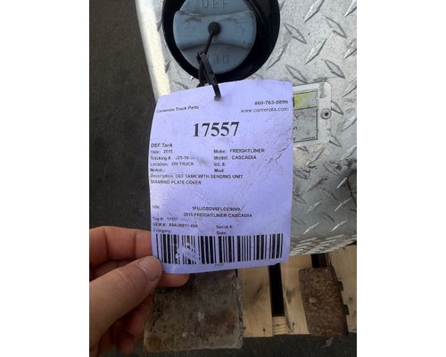 FREIGHTLINER CASCADIA DEF Tank
