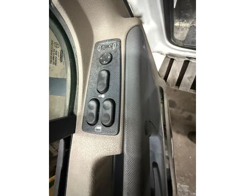 FREIGHTLINER CASCADIA Door Assembly, Front