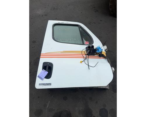 FREIGHTLINER CASCADIA Door Assembly, Front