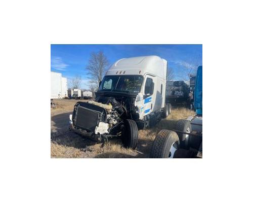 FREIGHTLINER CASCADIA Engine Assembly