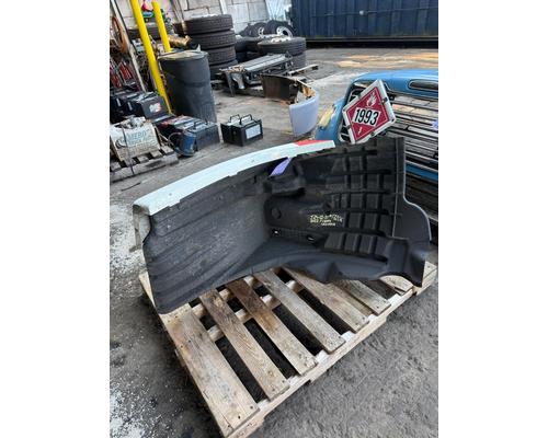 FREIGHTLINER CASCADIA Fender Extension