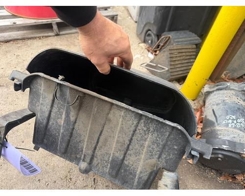 FREIGHTLINER M2 Battery Box