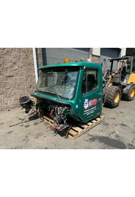 FREIGHTLINER M2 Cab