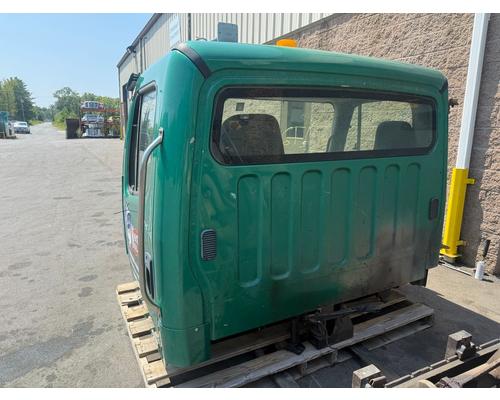 FREIGHTLINER M2 Cab
