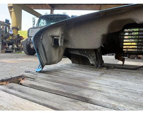 FREIGHTLINER M2 Hood