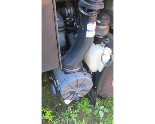 GMC W3500 Air Cleaner