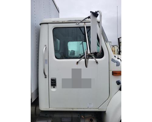 INTERNATIONAL 4700 Cab