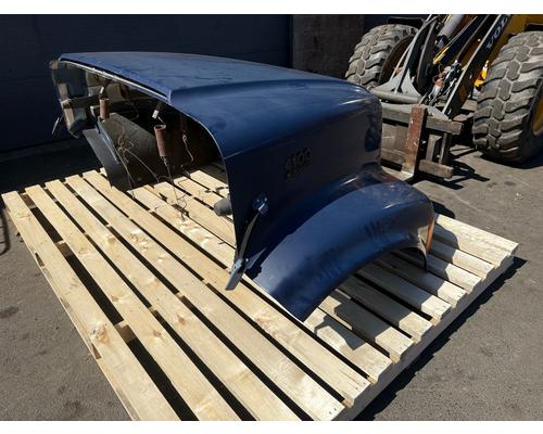 INTERNATIONAL 4900 Hood
