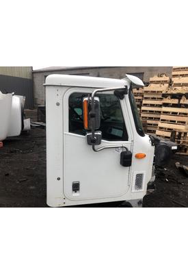 INTERNATIONAL 5900 Door Assembly, Front
