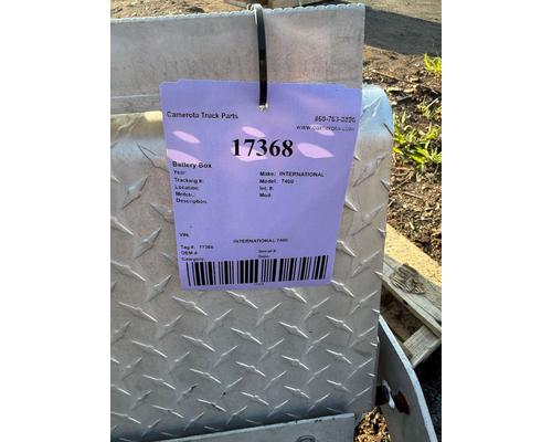 INTERNATIONAL 7400 Battery Box
