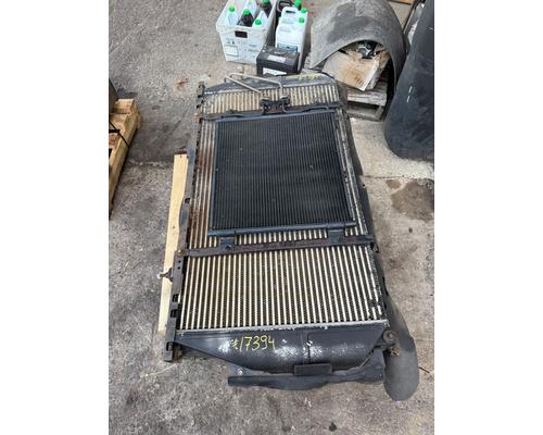 INTERNATIONAL 7400 Cooling Assy. (Rad., Cond., ATAAC)
