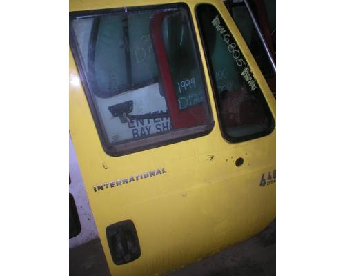 INTERNATIONAL 7400 Doors