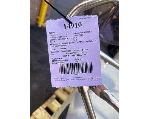INTERNATIONAL 7400 Hood