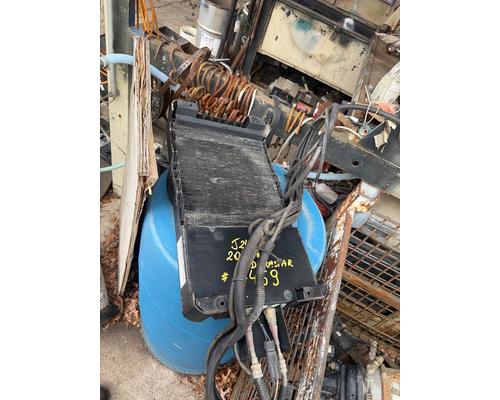 INTERNATIONAL 8600 Equipment (Mounted)