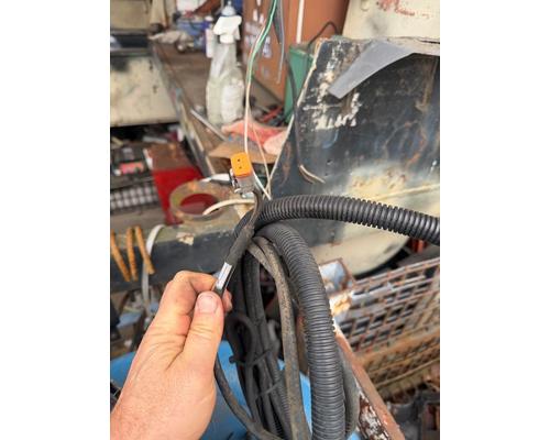 INTERNATIONAL 8600 Equipment (Mounted)