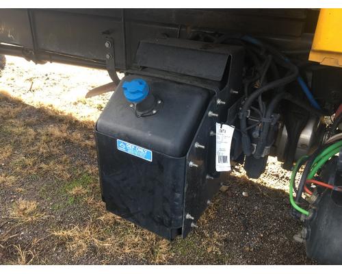 INTERNATIONAL MV607 DEF Tank