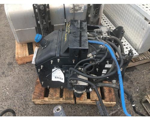 INTERNATIONAL MV607 DEF Tank