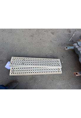 INTERNATIONAL Prostar Body Parts, Misc.