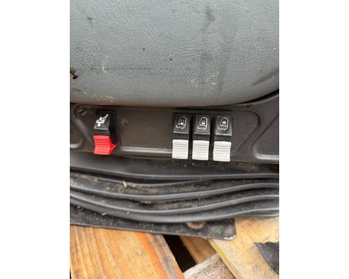 INTERNATIONAL Prostar Seat, Front