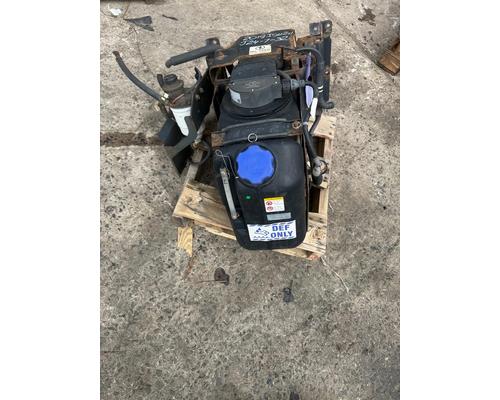ISUZU NPR DEF Tank