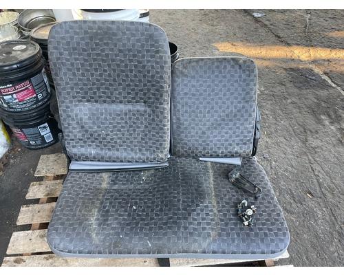 ISUZU NQR Seat, Front