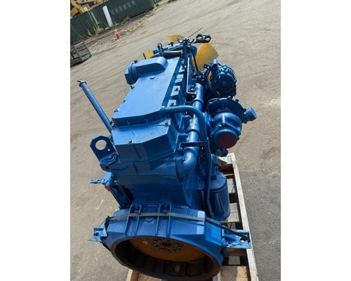 International DT 466E Engine Assembly