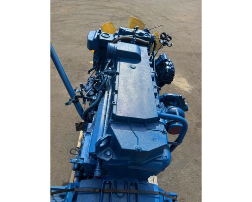 International DT 466E Engine Assembly