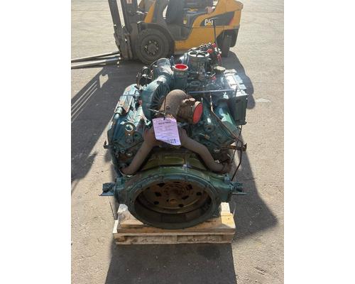 International T444E Engine Assembly