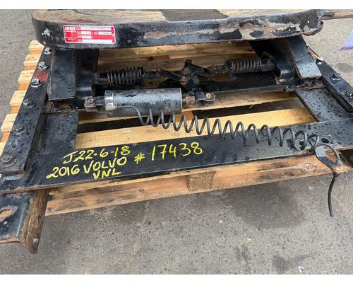 JOST VNL Fifth Wheel