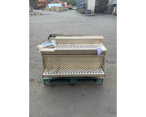 KENWORTH T880 DPF (Diesel Particulate Filter)