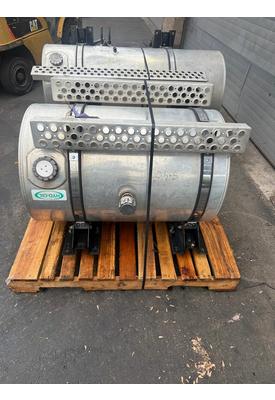 KENWORTH T880 Wet Kit Tank