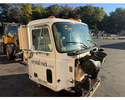 MACK CH613 Cab