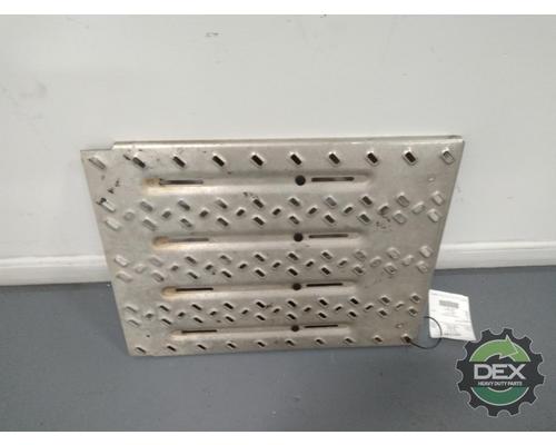 MACK CXU612 9225 duckboard OEM# 21374397 in Advance, NC #681240 