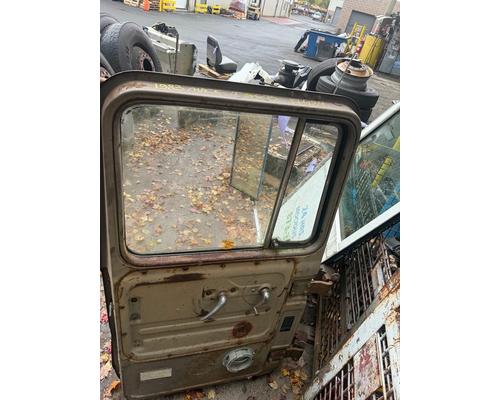 MACK DM685SX Door Assembly, Front