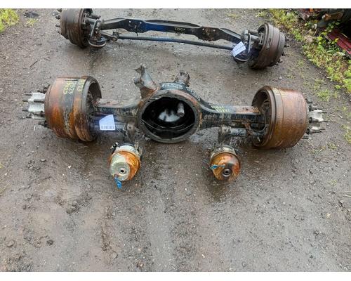 MERCEDES BENZ CASCADIA Axle Housing (Front)