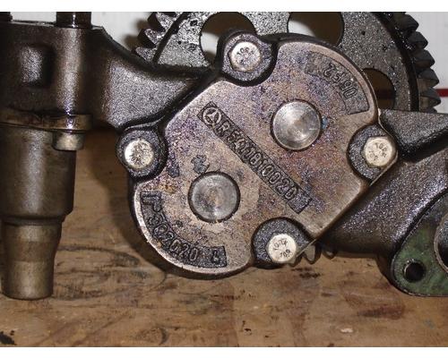 MERCEDES MBE4000 Oil Pump