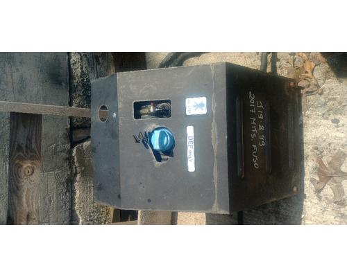 MITSUBISHI FUSO FEC72S DEF Tank