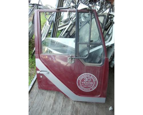 MITSUBISHI FUSO FK415 Door Assembly, Front